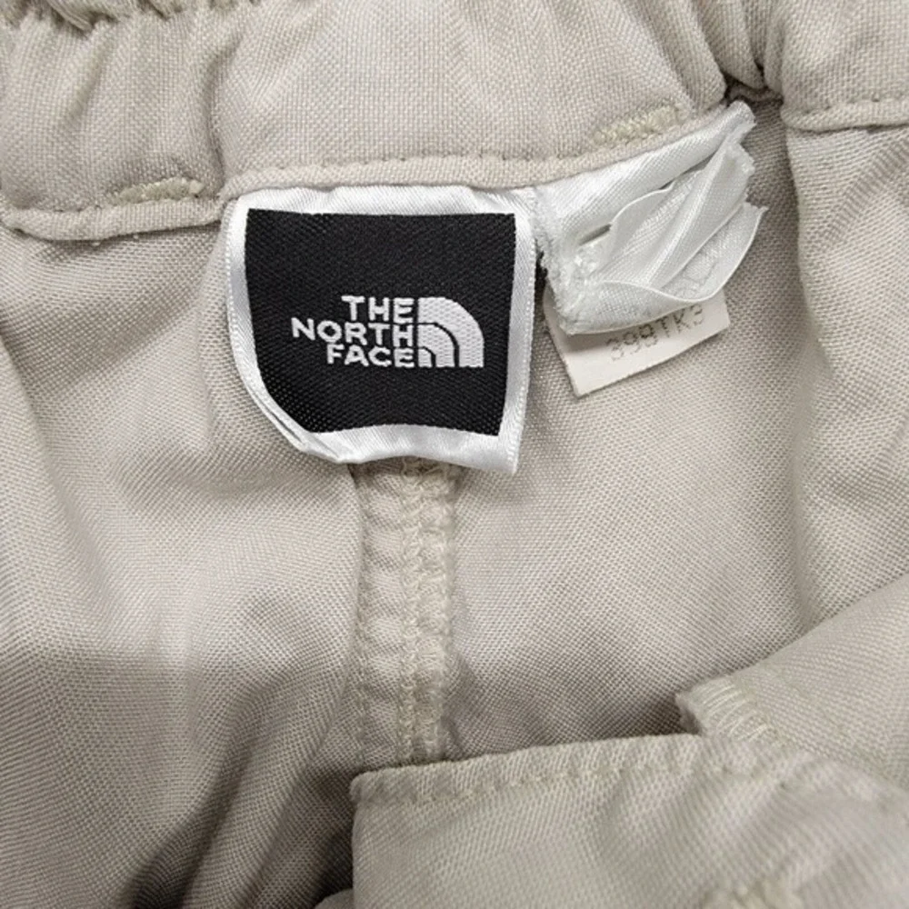 Vintage The North‎ Face Nylon Shorts Hiking Outdoor Mens Size Medium Pleated